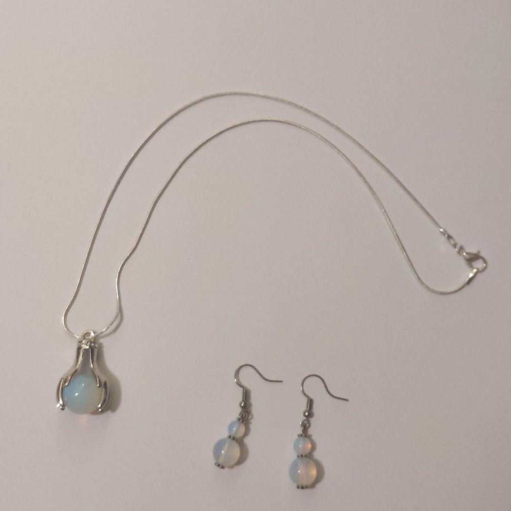 Moon Stone necklace and earrings